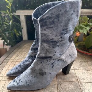 Free People Stylish crushed Velvet Ankle Boots sz 41(US 10) nwob
